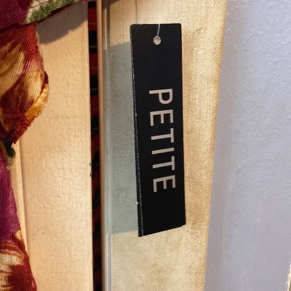 Glamour Nights Chiffon Overlay dress - Picture 4 of 9